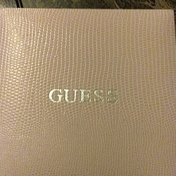 Watch - Picture 4 of 4